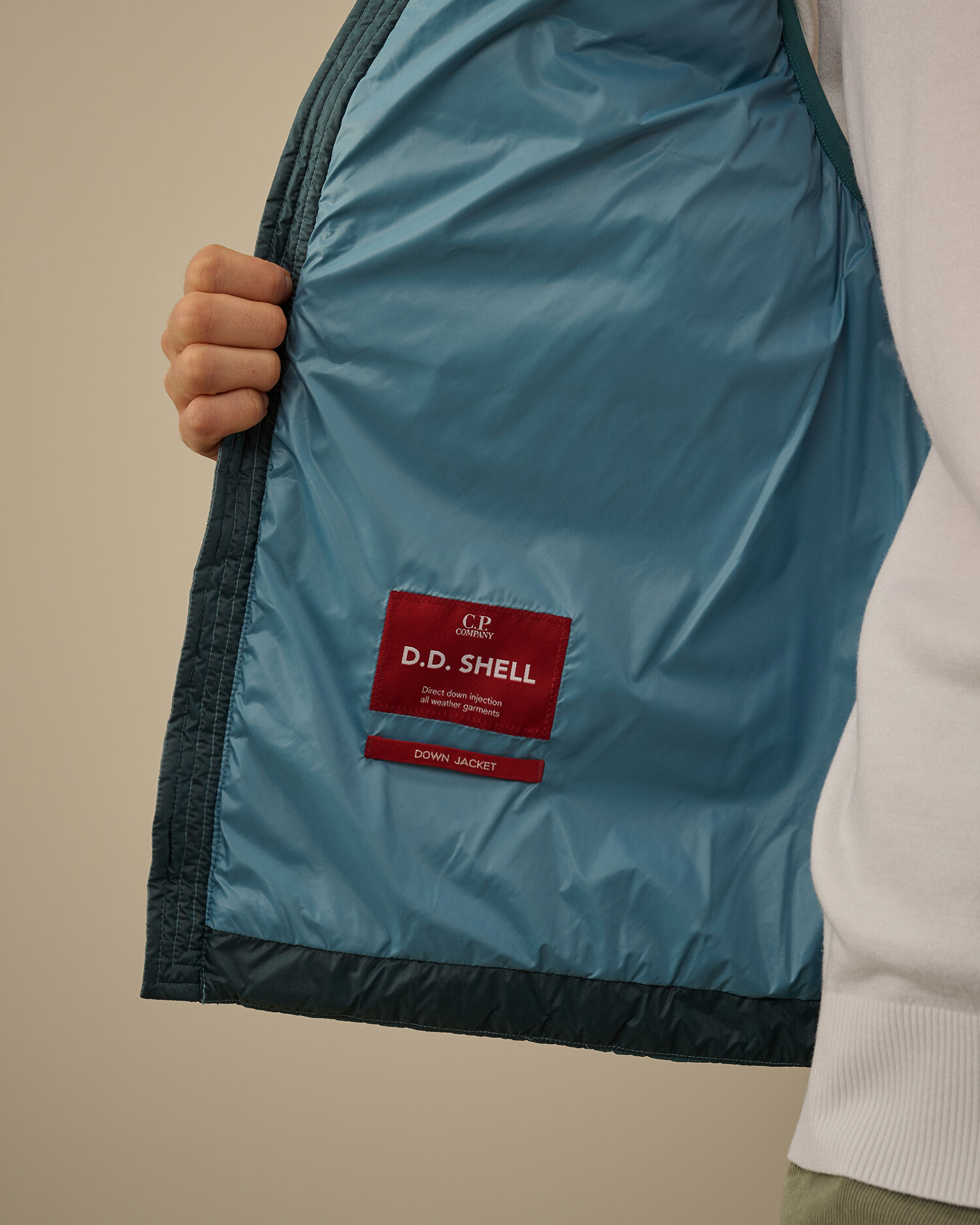 D.D. Shell Goggle Down Gilet カラー: AEGEAN BLUE