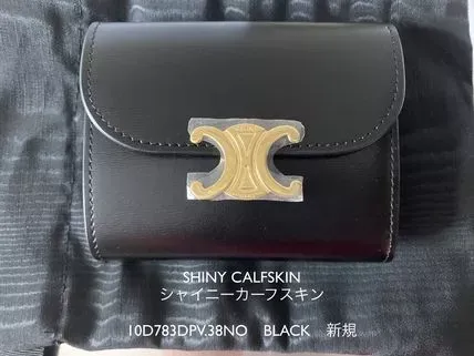 CELINE【入手困難】可愛い ★TRIOMPHE SMALL FLAP WALLET★ 全色