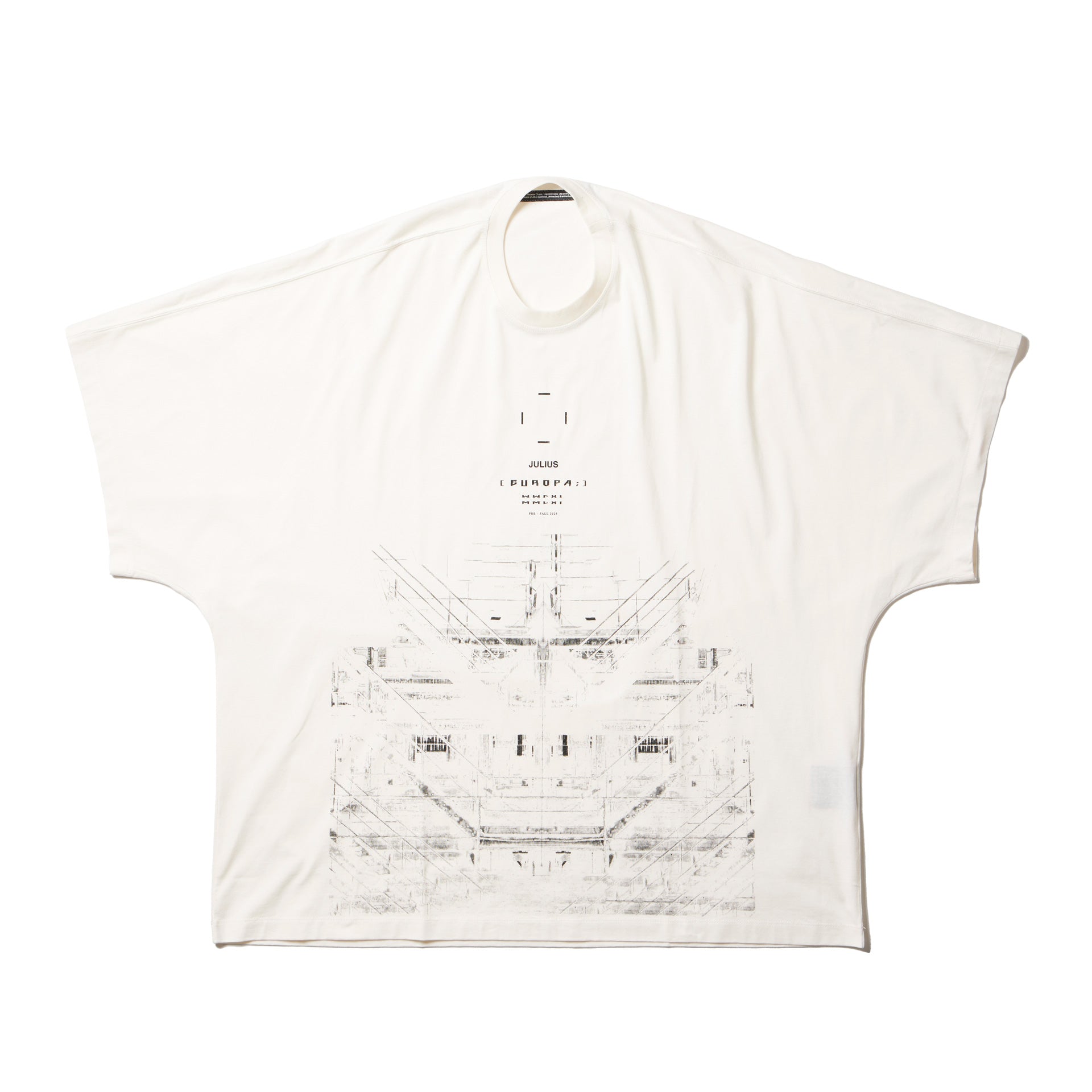 907CPM2 Off White / Europa Graphic Oversized T-Shirt