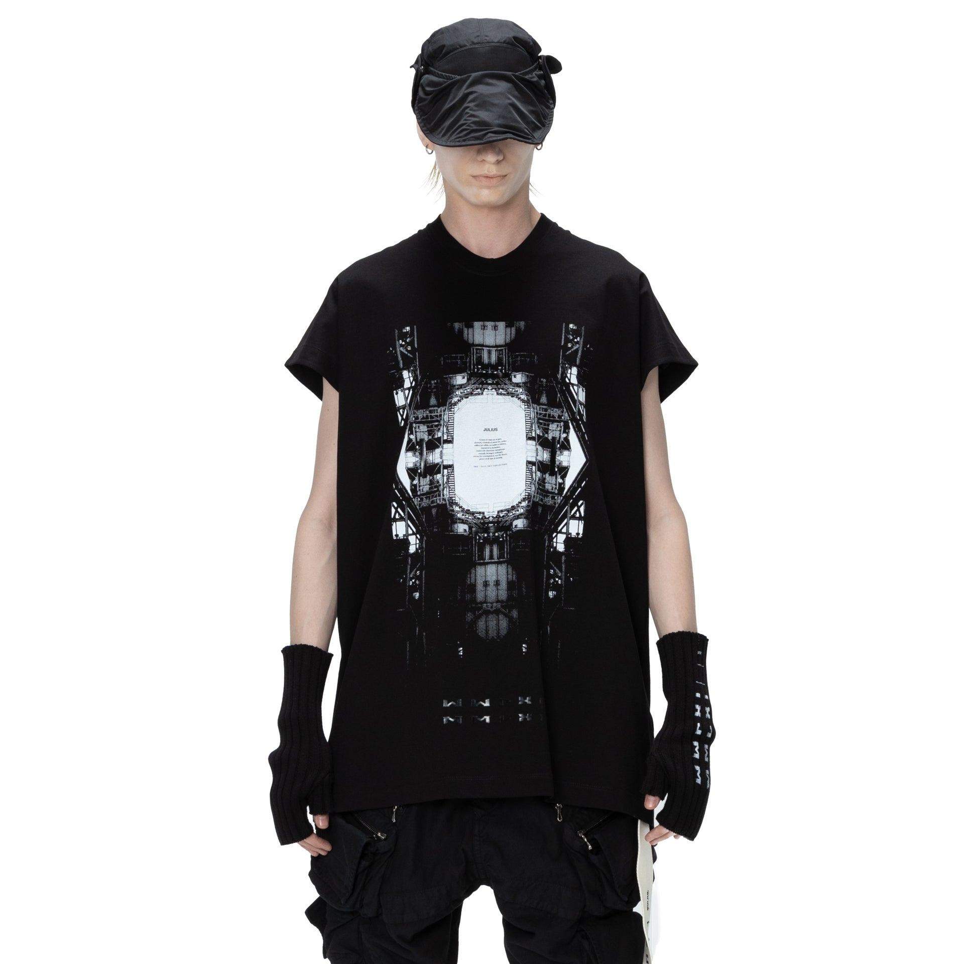 907CPM3 Black / Europa Graphic Sleeveless T-Shirt