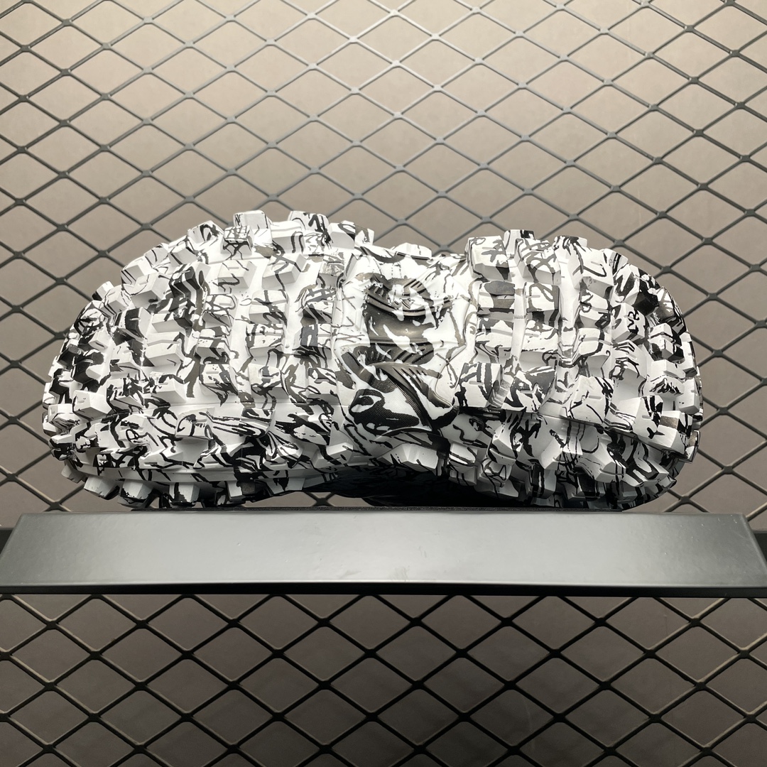 Balenciaga Bouncer Extreme Graffiti Sneaker(685613W2RG19010)