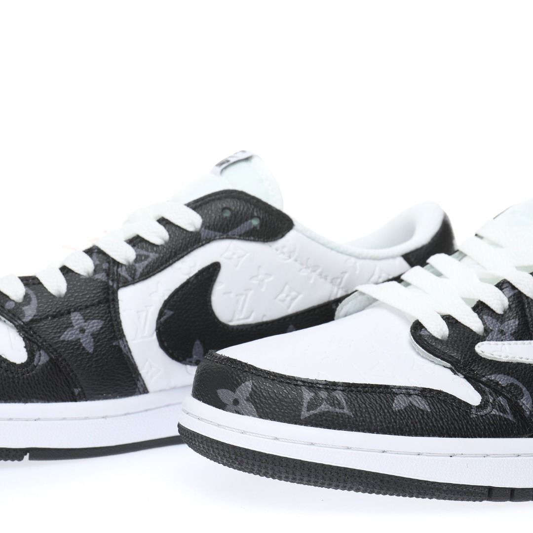 【日本未入荷】Louis Vuitton x Travis Scott x Nike Air Jordan 1 Low OG SP"Damier Azur/LV Monogram"【正規品】[代金引換]