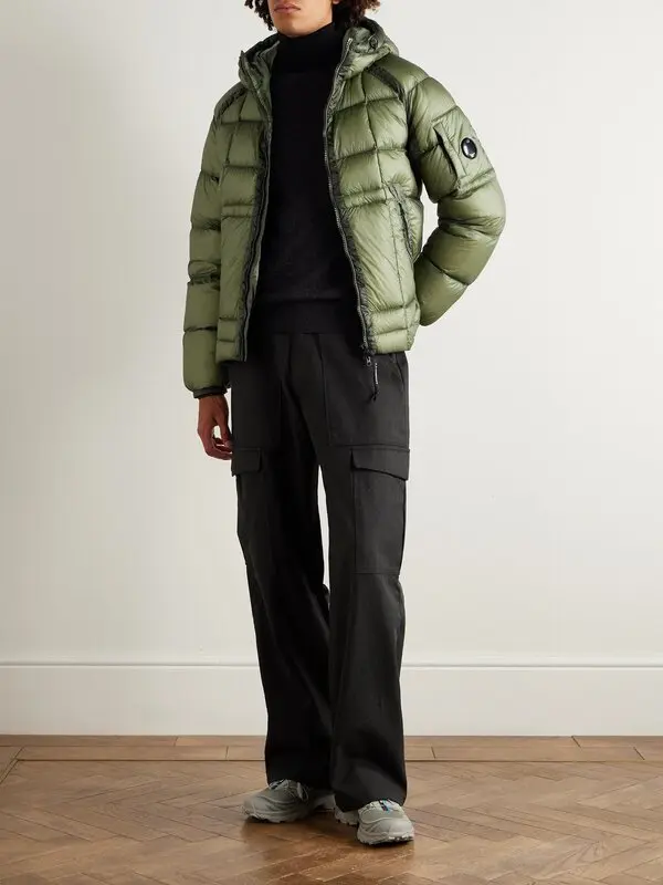 C.P. COMPANY  logo-appliquéd quilted shell hooded down jacket - green