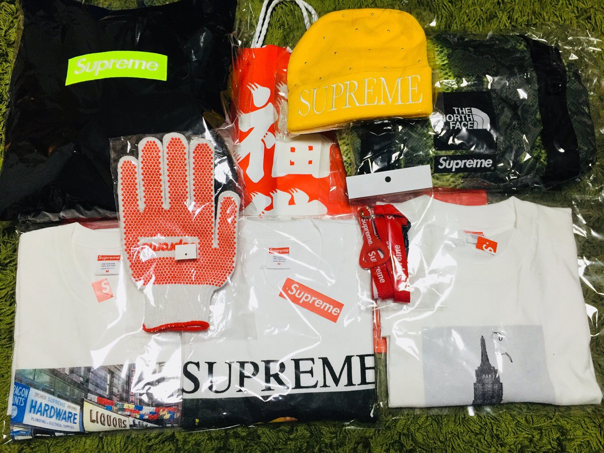 シュプリーム福袋[2025]の中身をネタバレします！