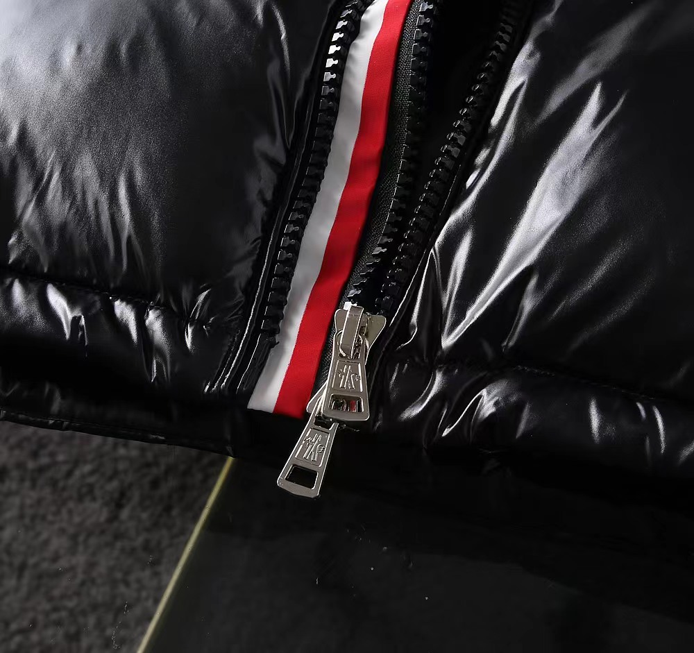 【MONCLER全国送料無料】新作数量限定予行販売モンクレールダウンジャケット