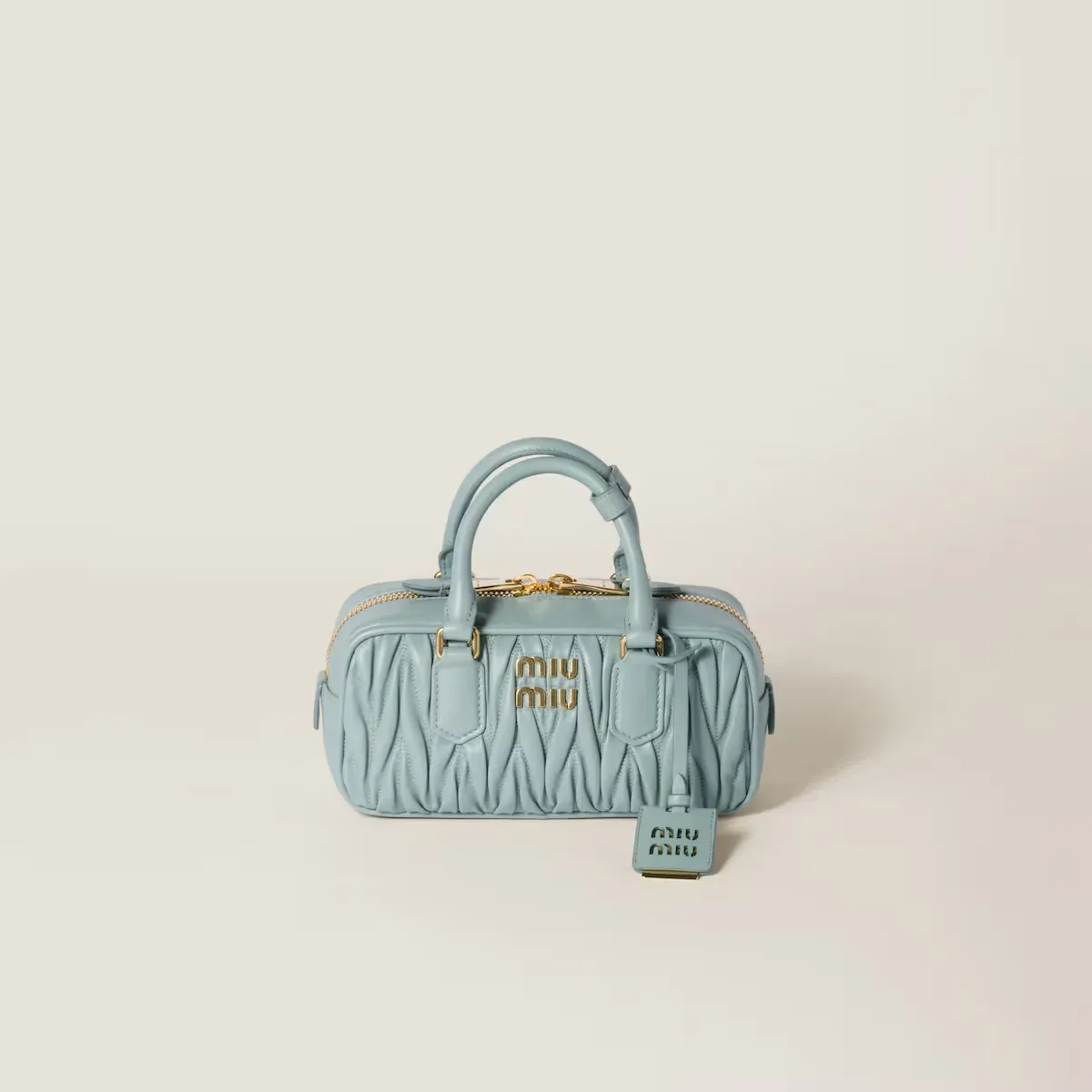 【MIU MIU】アルカディ マトラッセ レザー バッグ レギュラー