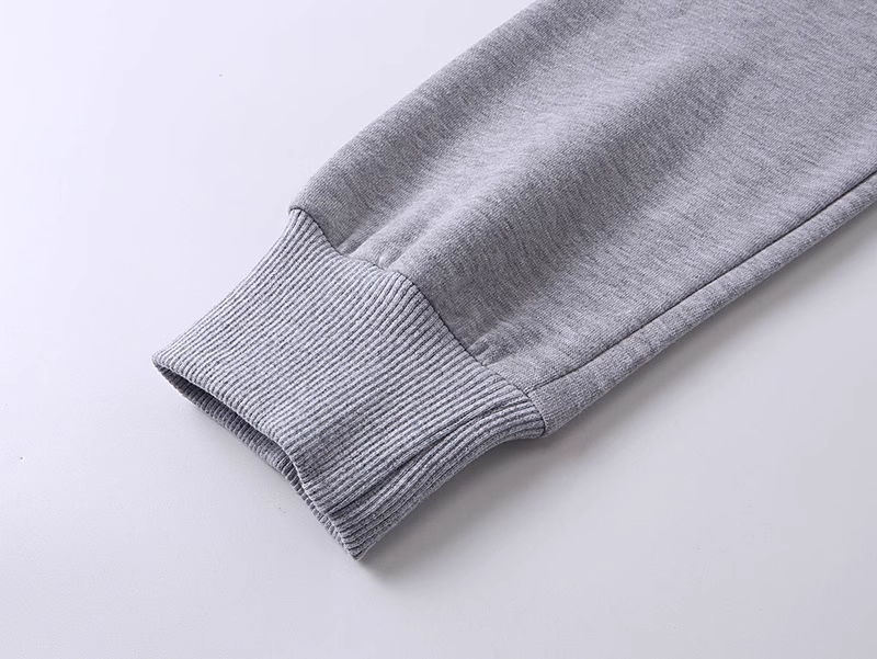 Diagonal Raised Fleece Goggle Sweatshirt カラー: Light gray