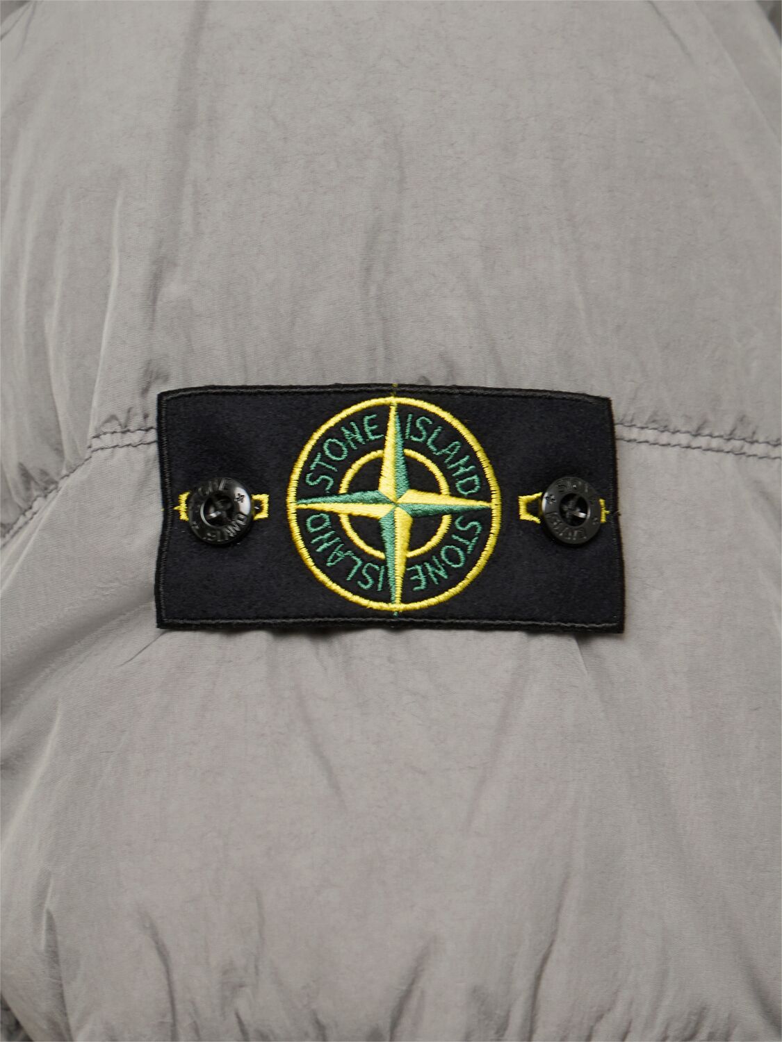 Stone Islandライトグレーナイロンダウンボンバージャケット☆国内配送☆50%オフ☆