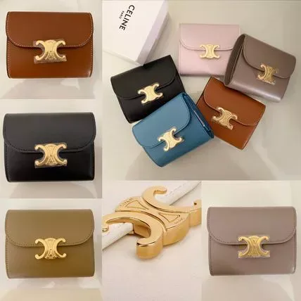 CELINE【入手困難】可愛い ★TRIOMPHE SMALL FLAP WALLET★ 全色