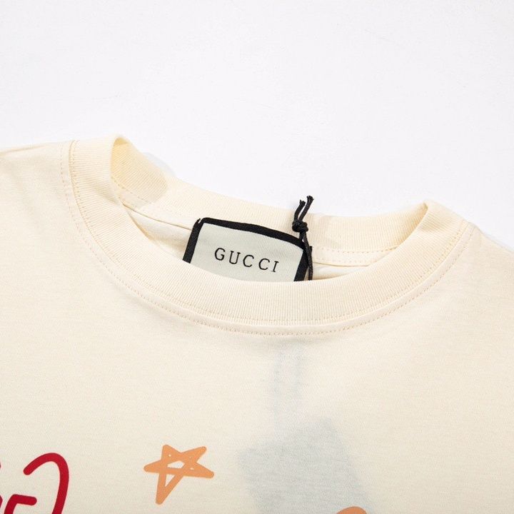 【Gucci 】（グッチ）半袖 男女兼用、ご好評に付き再入荷！