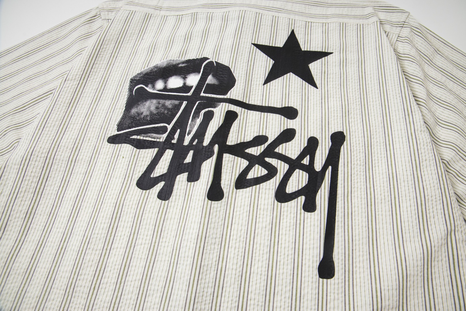 🔥款号6960# P75 （现货发售） stussy 斯图西经典印花翻领短袖衬衫 25夏季新款男女同款颜色：杏色数码：s m l xl
