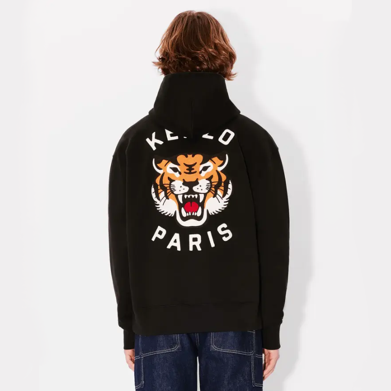 「ラッキータイガー」ジェンダーレスなオーバーサイズ刺繍パーカー