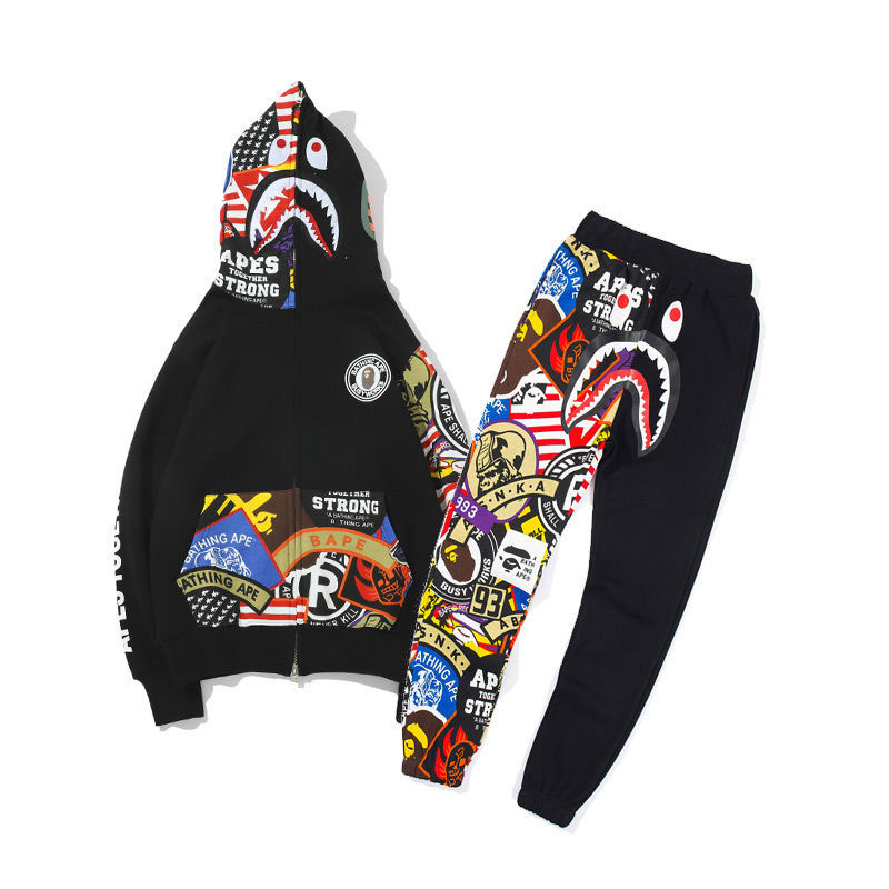 【送料無料、代金引換】A BATHING APE(エイプ) フルセット ロゴバッジ付きパンツ ジッパー付きパーカー