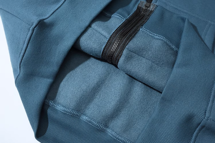 Diagonal Raised Fleece Goggle Sweatshirt カラー: Sapphire Blue