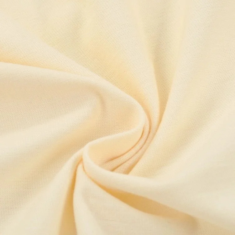 【Gucci 】（グッチ）半袖 男女兼用、ご好評に付き再入荷！