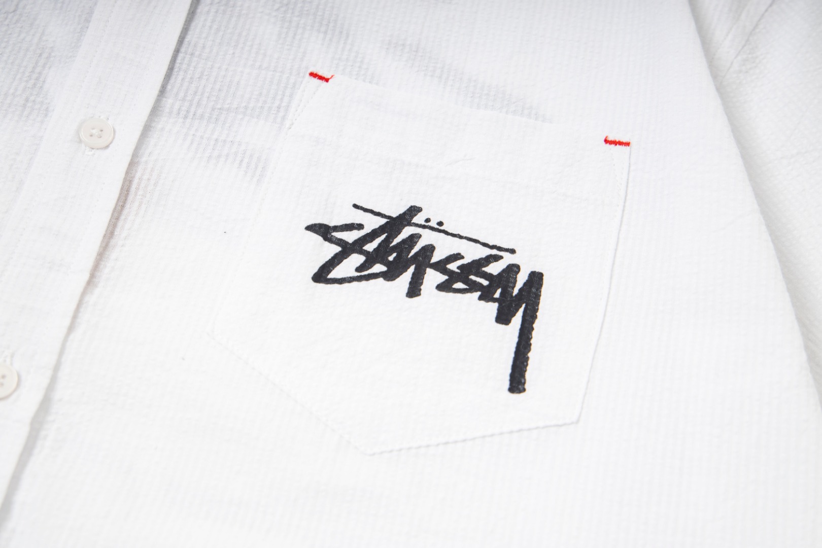 🔥款号6964# P75 （现货发售） stussy 斯图西樱桃黑八印花翻领短袖衬衫 25夏季新款男女同款颜色：白色码数：s m l xl