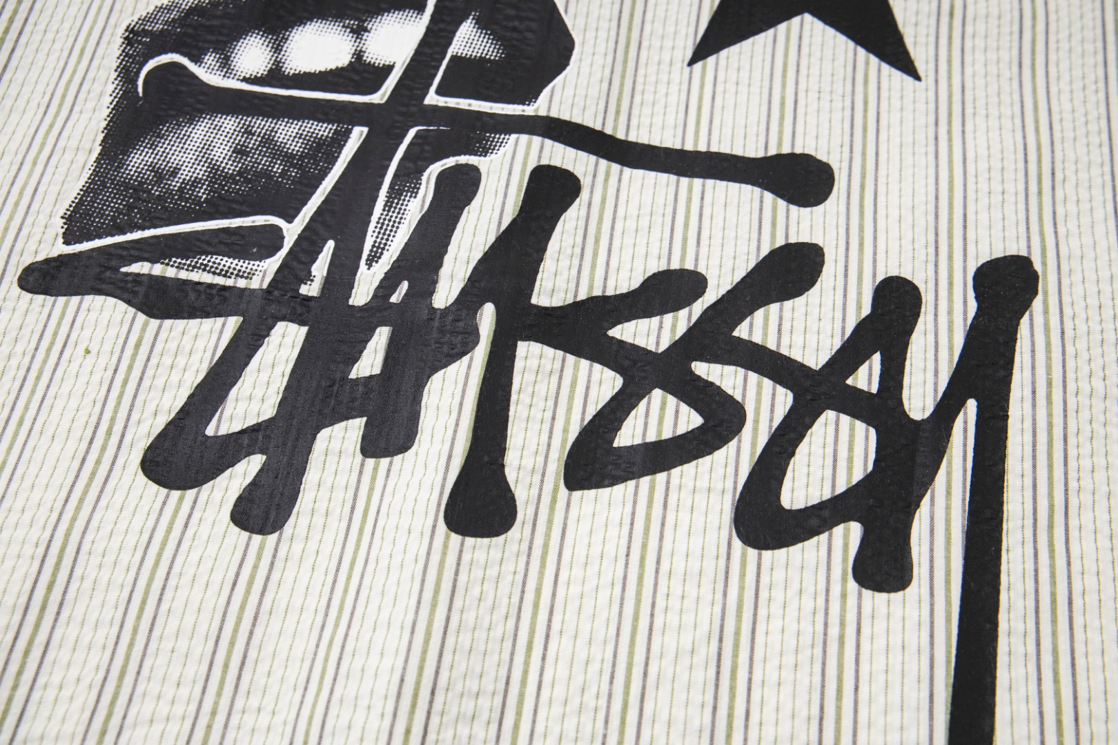 🔥款号6960# P75 （现货发售） stussy 斯图西经典印花翻领短袖衬衫 25夏季新款男女同款颜色：杏色数码：s m l xl