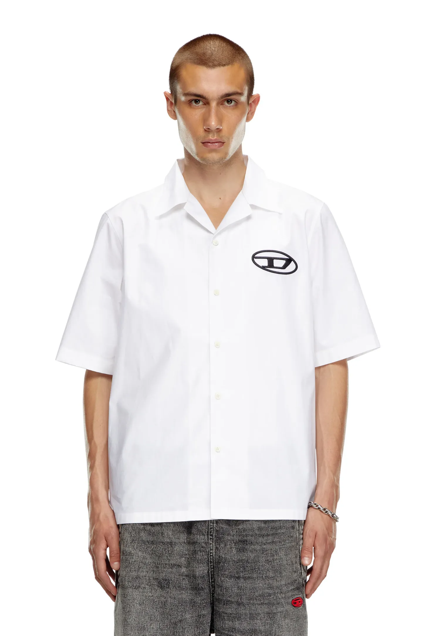 Bowling shirt with logo embroidery