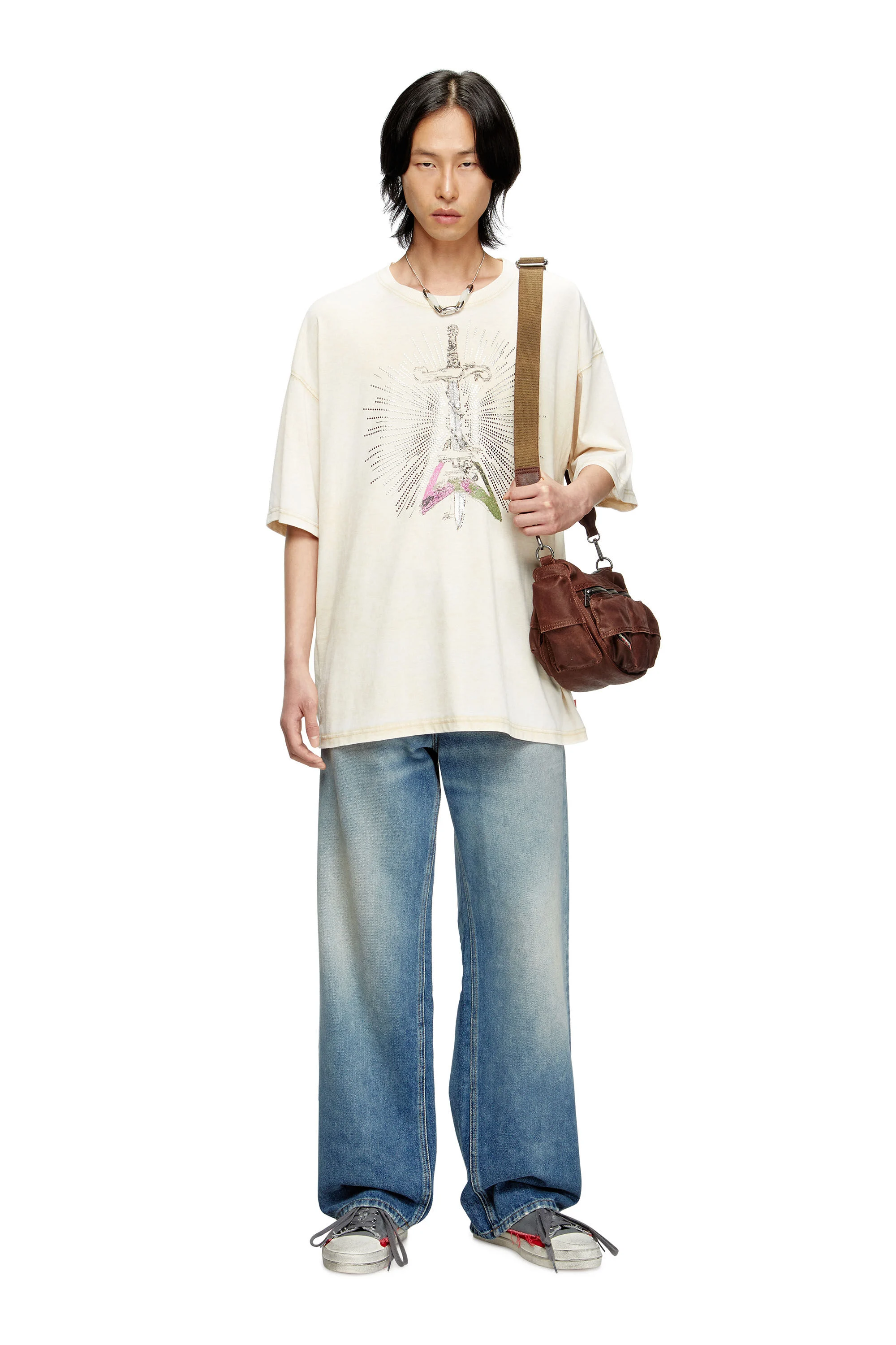 T-shirt with sword print