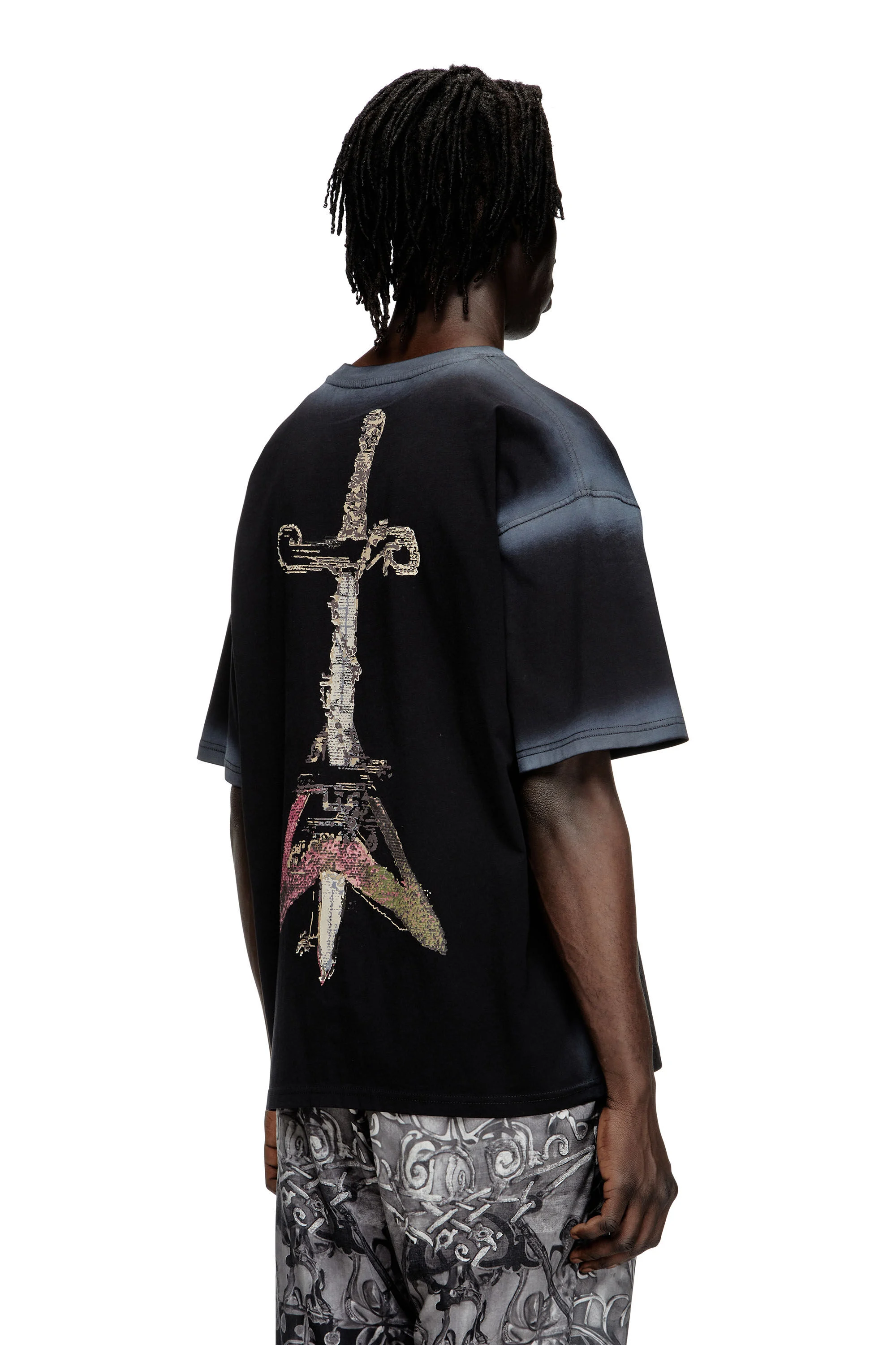 T-shirt with sword print