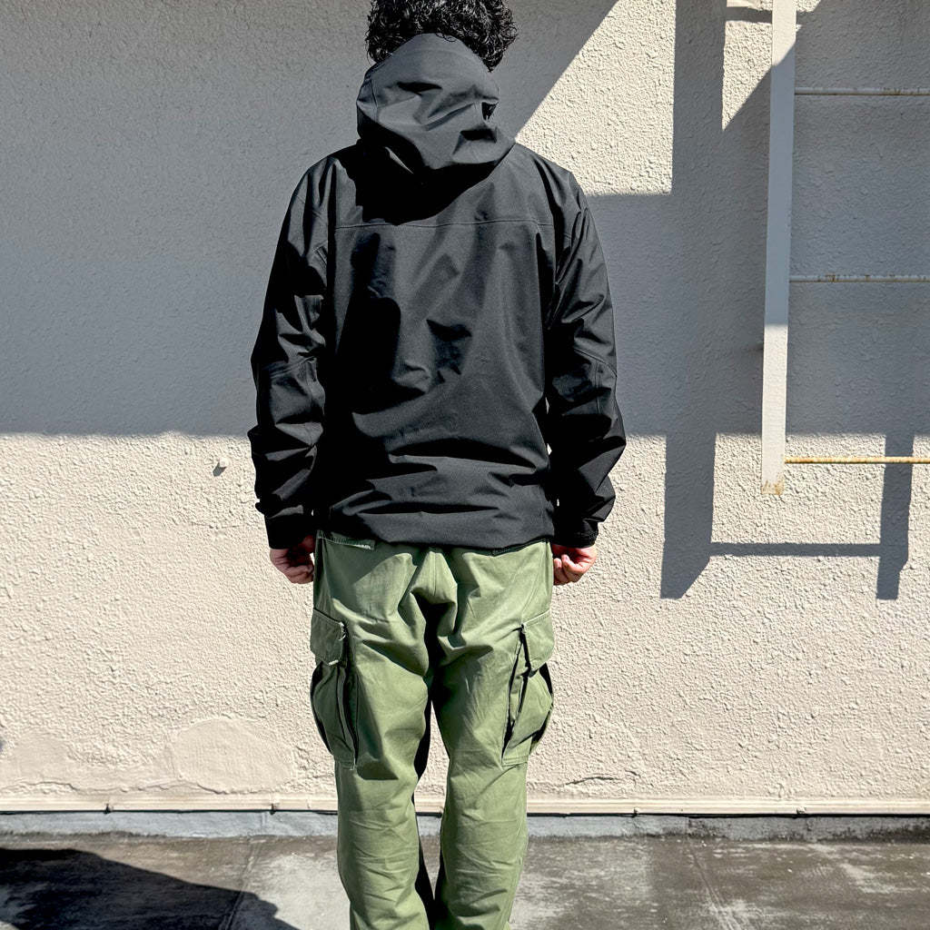 ARC'TERYX : Alpha SV Jacket (24K Black)