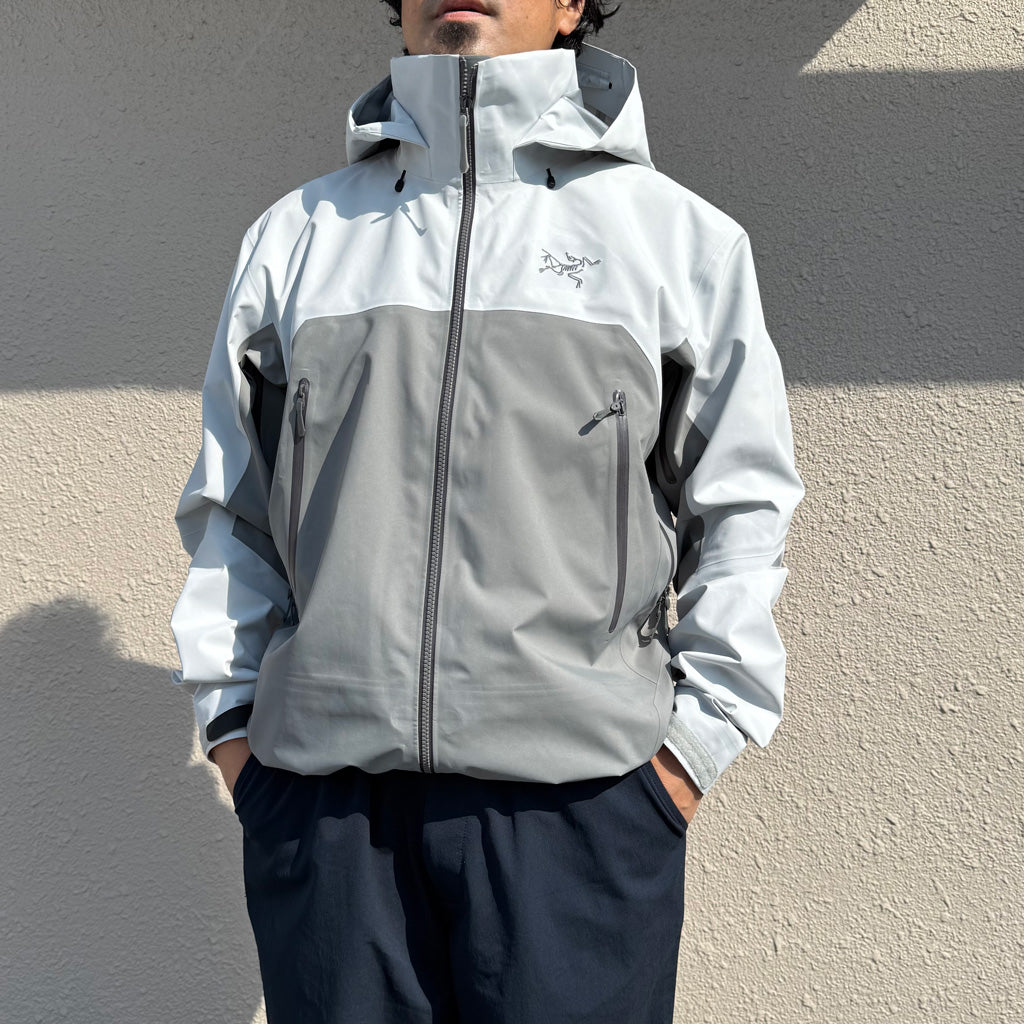 [予約受付中]ARC'TERYX : Beta AR Jacket (Solitude/Void)