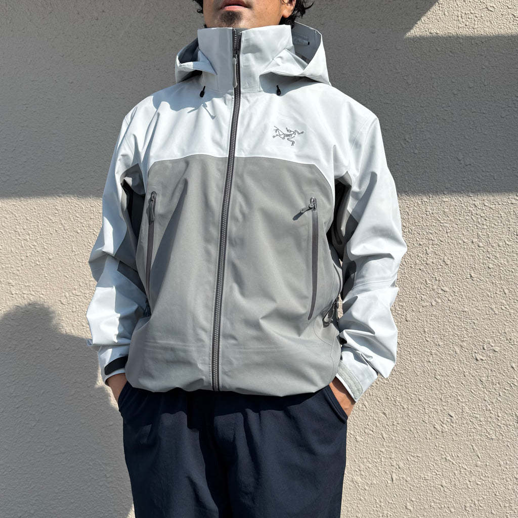[予約受付中]ARC'TERYX : Beta AR Jacket (Solitude/Void)