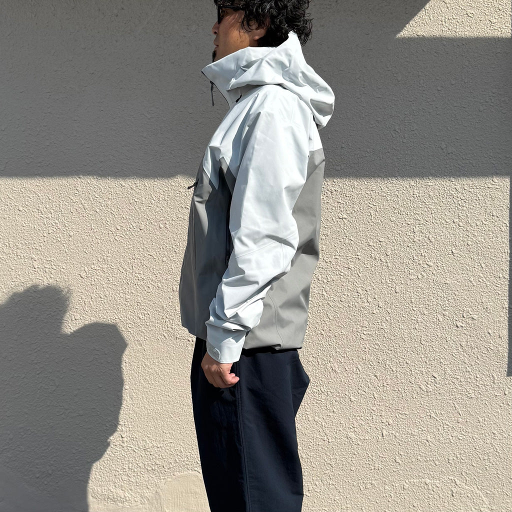 [予約受付中]ARC'TERYX : Beta AR Jacket (Solitude/Void)