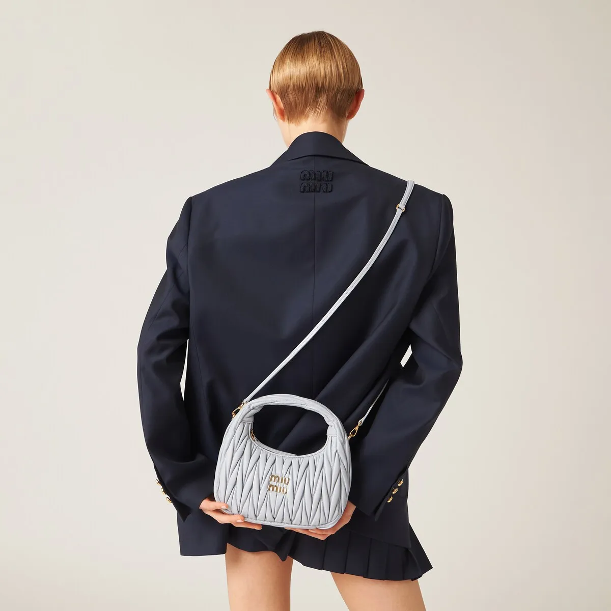 【MIU MIU】ハンドバッグ ショルダーバッグ ワンダー マトラッセ ホーボーバッグ ミニバッグ レディース