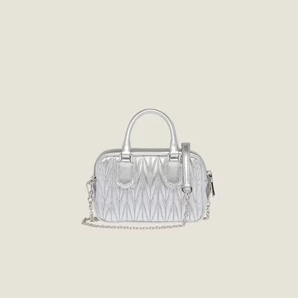 ◇【MIU MIU】レザー トップハンドルスモールバッグ