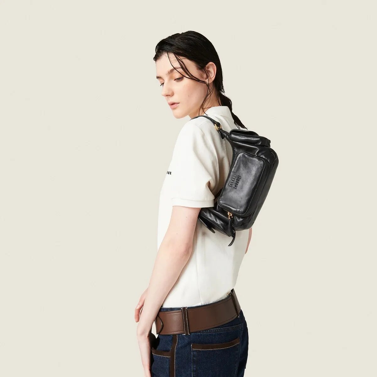 【MIU MIU】ナッパレザーポケットバッグ