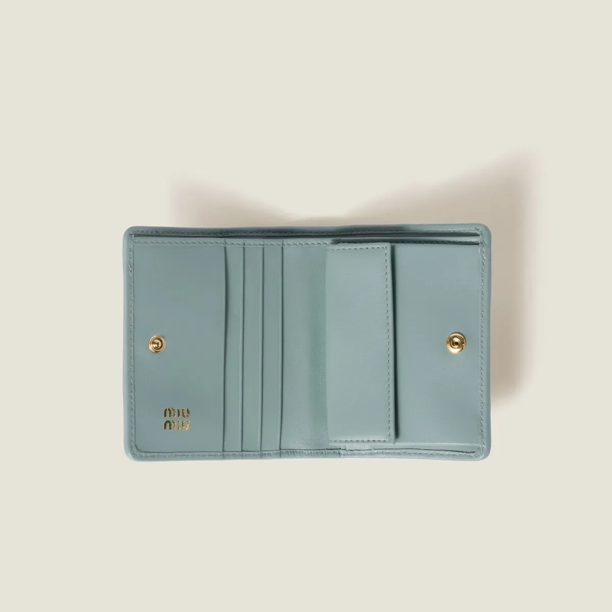 ◇【MIU MIU】マテラッセレザー 折り財布