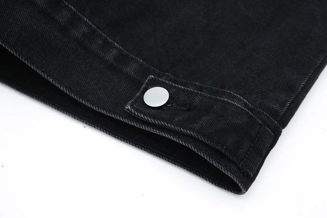 ストーンアイランド公式旗艦店：ヘビーデューティーデニムワークジャケット（ユニセックス）