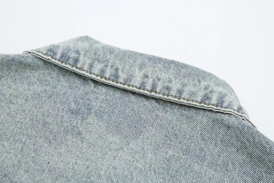 ストーンアイランド公式旗艦店：ヘビーデューティーデニムワークジャケット（ユニセックス）