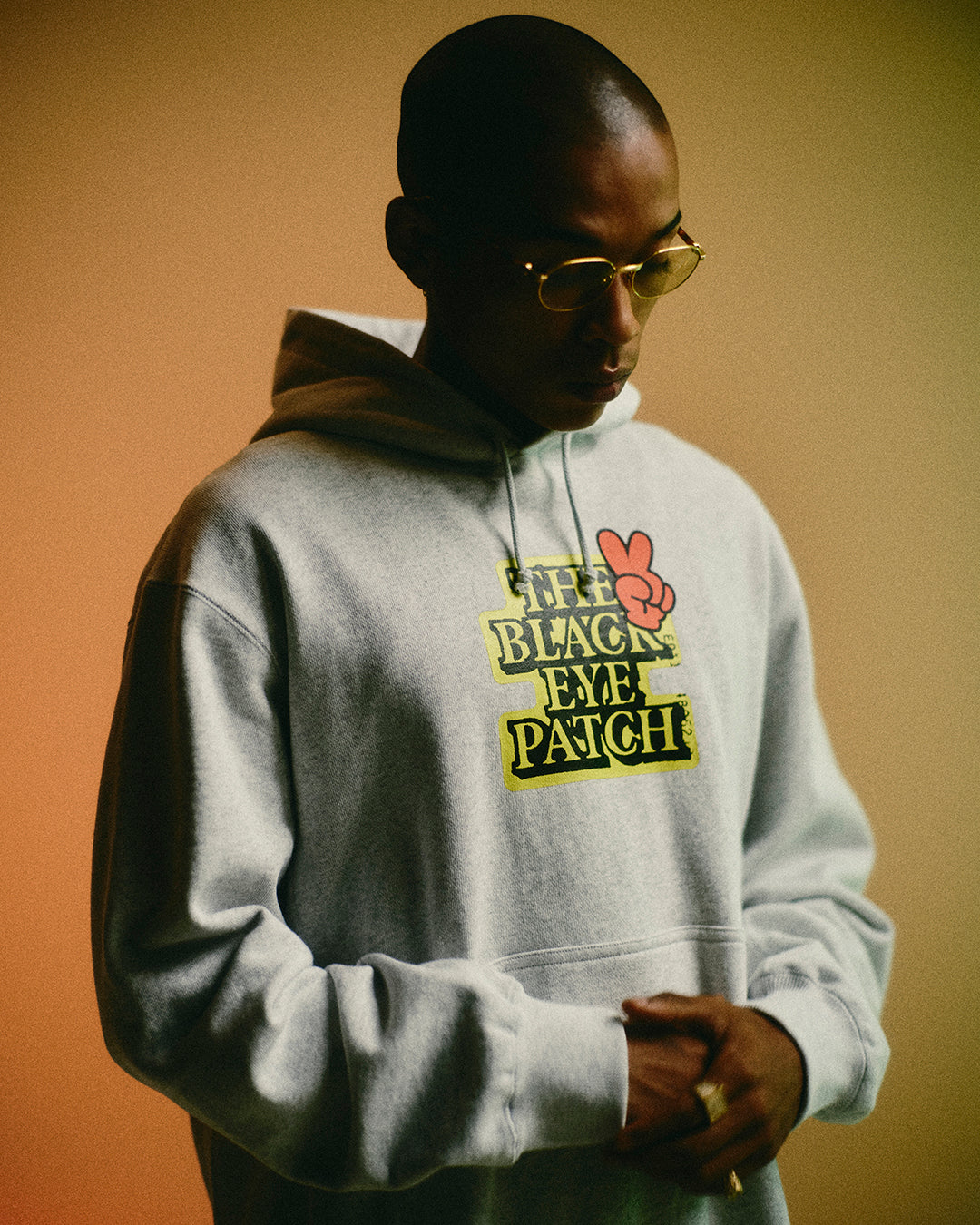 PEACE SIGN OG LABEL HOODIE YELLOW