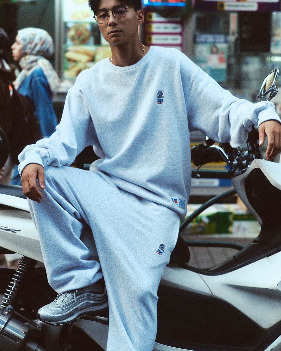 SMALL OG ”PRO COTTON” CREWNECK SWEAT ASH