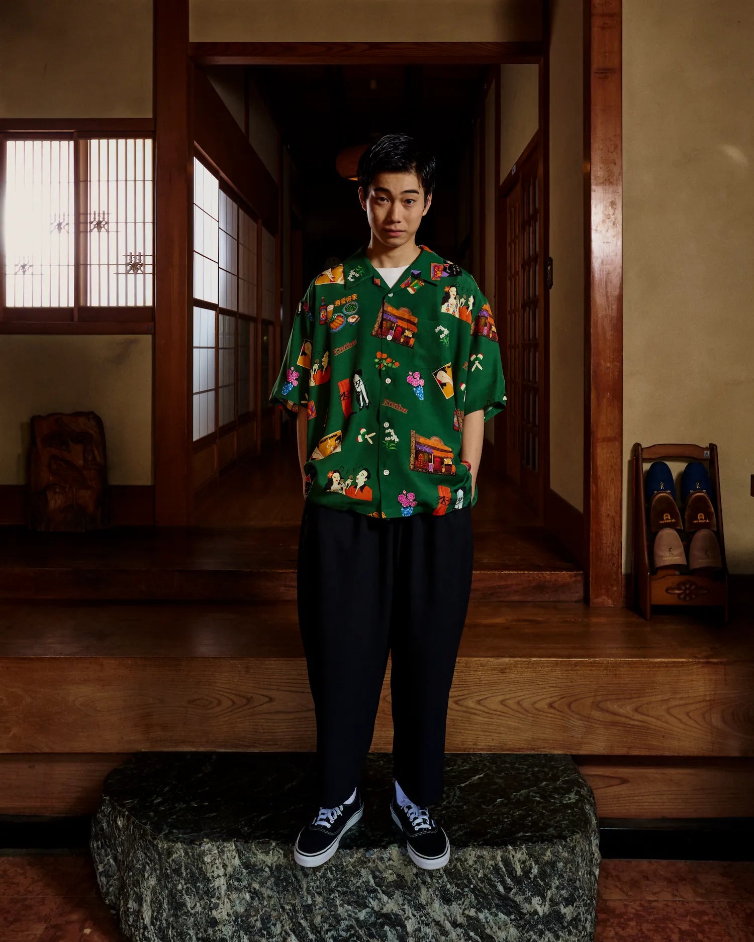 SNACK LILY / MOSS GREEN