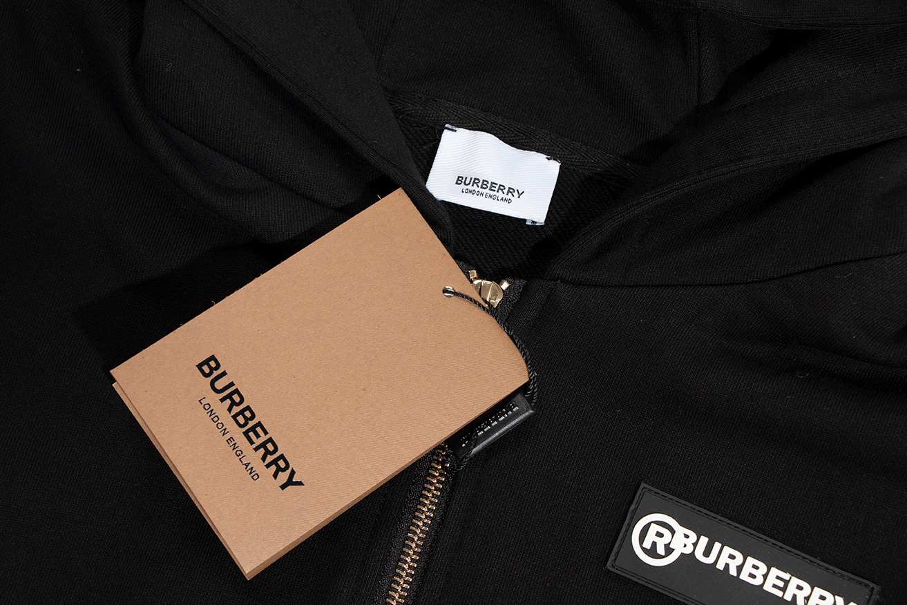 【2025】【BURBERRY 公式旗艦店】バーバリー ジップパーカー 好評に付き再入荷！