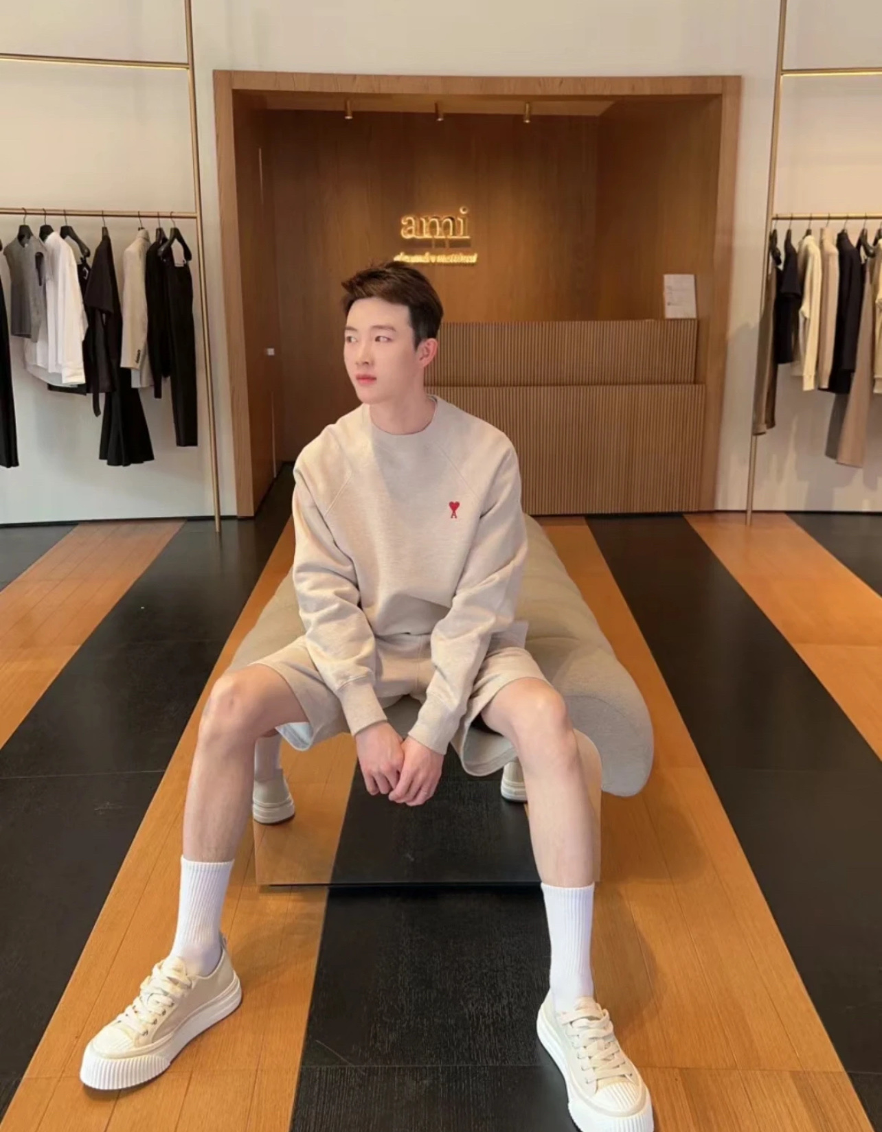 AMI PARIS ハート ロゴ コットン 刺繍 長袖 Tシャツ★人気★