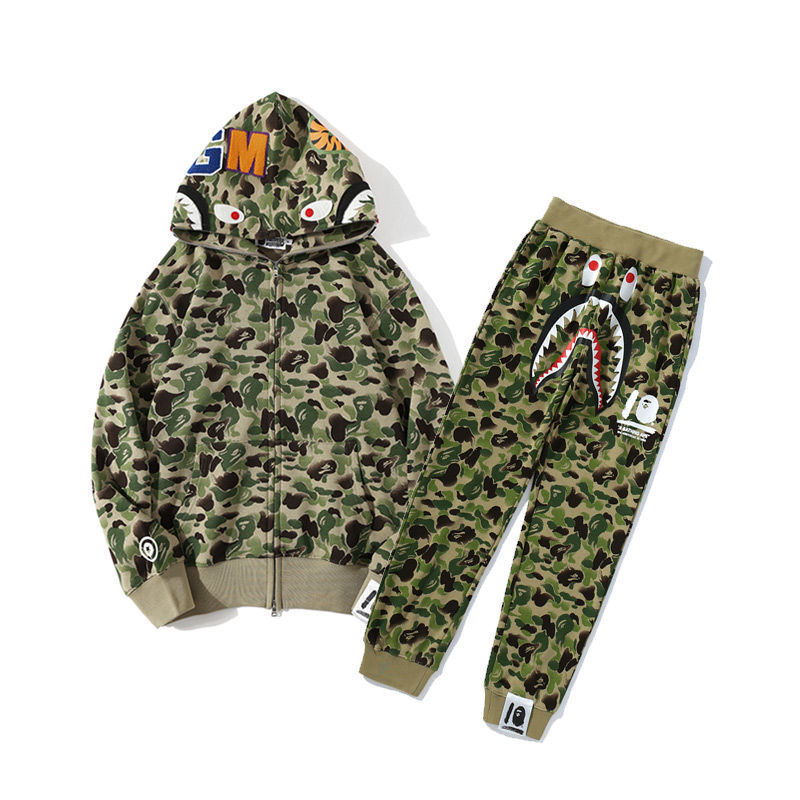 【送料無料、代金引換】A BATHING APE(エイプ) フルセット ロゴバッジ付きパンツ ジッパー付きパーカー