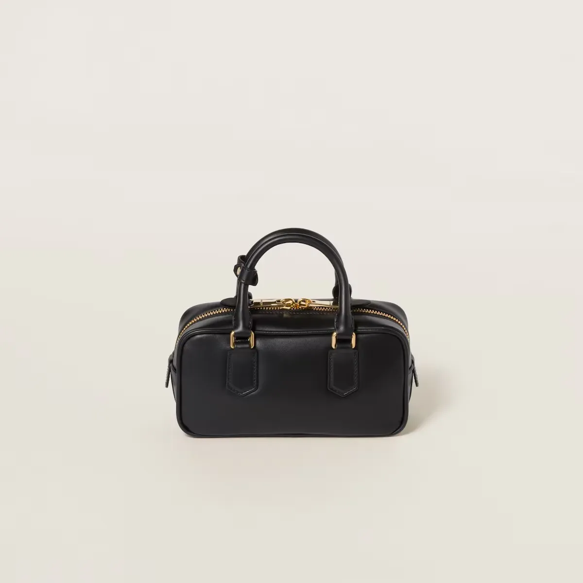 【MIU MIU】アルカディ レザー バッグ