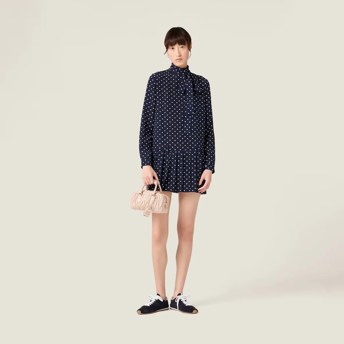 【MIU MIU】アルカディ マトラッセ レザー バッグ レギュラー