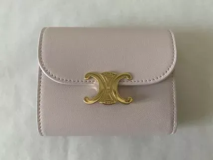 CELINE【入手困難】可愛い ★TRIOMPHE SMALL FLAP WALLET★ 全色