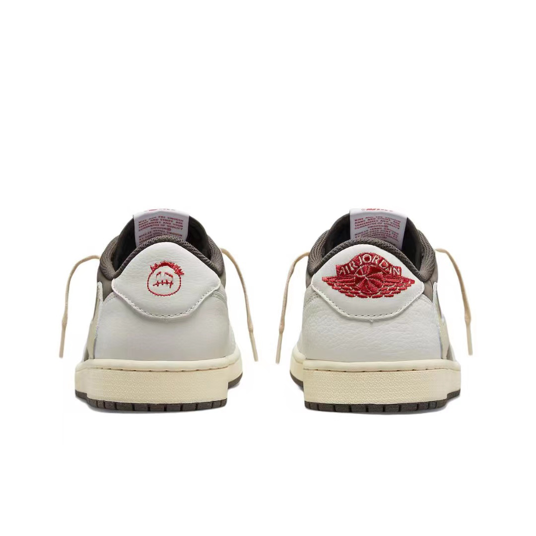 ★NIKE★激レア確定！世界が欲しがるプレミアムな逸足♪ 【新商品発売】【今年の新商品】TRAVIS SCOTT X AIR JORDAN 1 LOW OG【本物の商品保証】【代金引換】