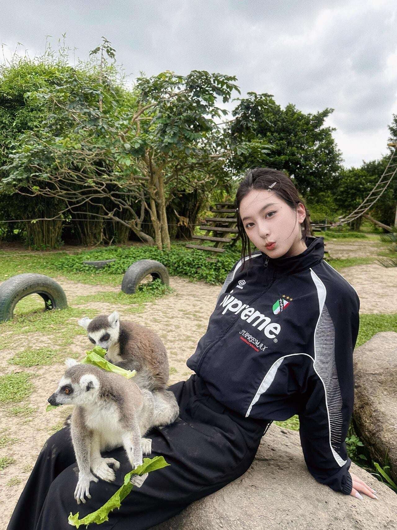 Supreme SS22 Week 11 x umbro Track Jacket