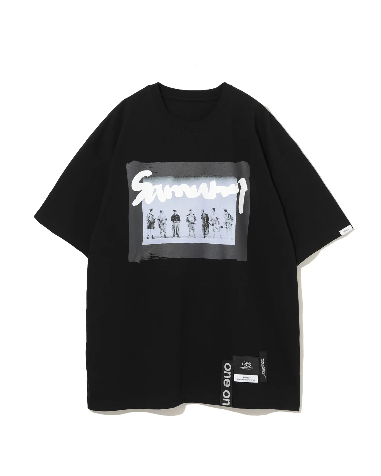 セットTシャツ① デザイン：西山徹