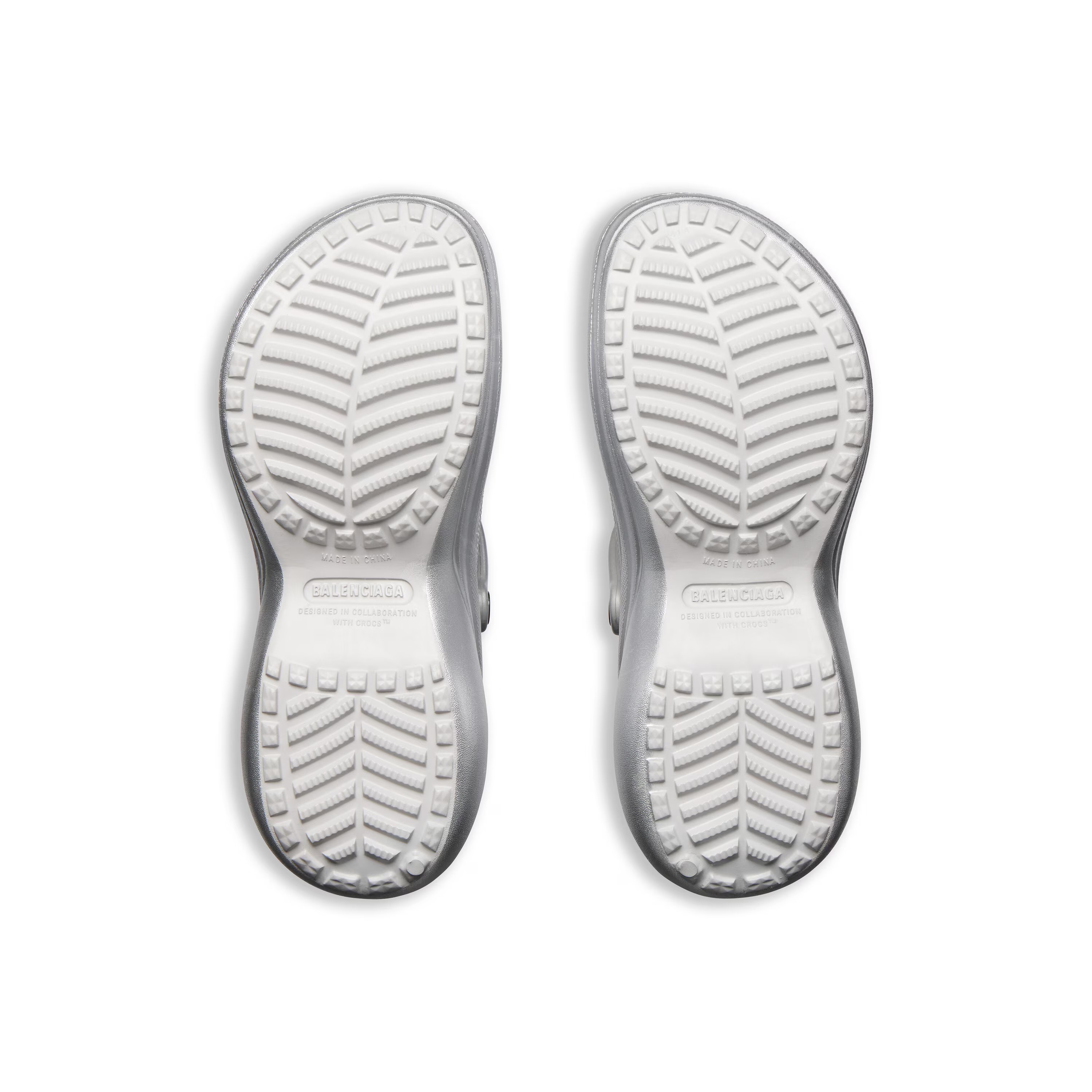 Balenciaga Women's Crocs™ Mule Jibbitz™ in Silver （720762W0FOW5600）