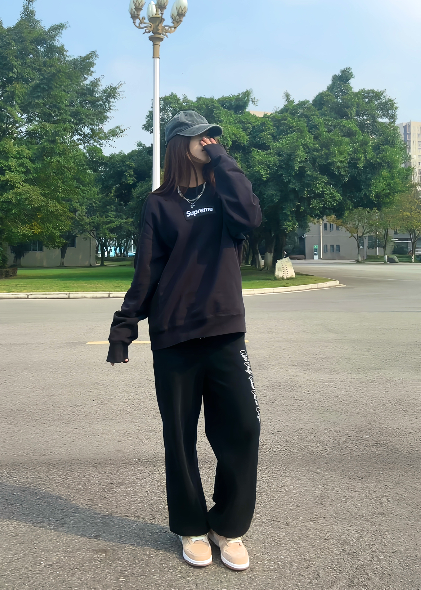 Supreme 18FW Box Logo Crewneck