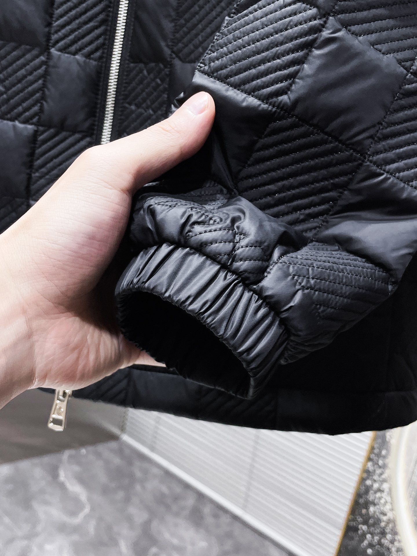 【MONCLER 公式旗艦店】モンクレール ジャケット 好評に付き再入荷！