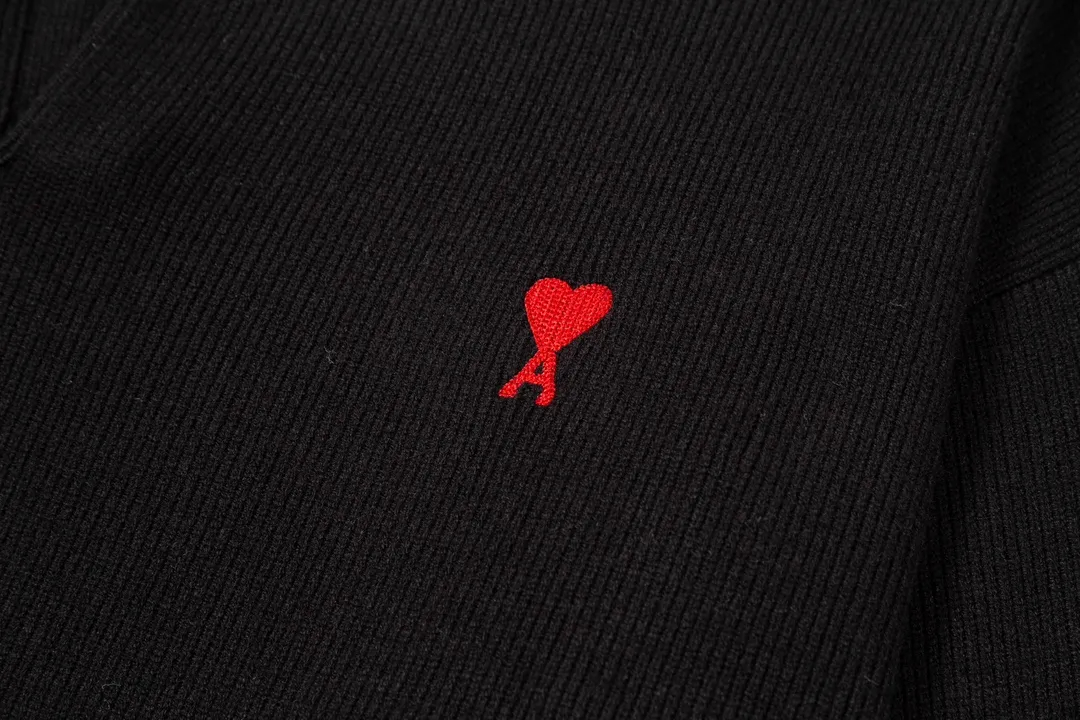 AMI PARIS（アミ パリス） プルオーバー セーター 男女兼用ロゴニット